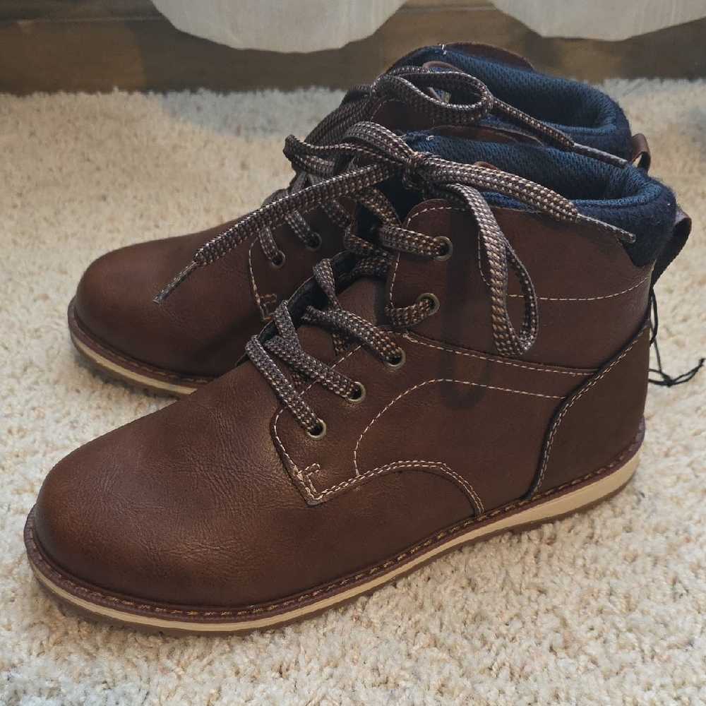 Falls Creek Dark Brown Boys Lace-Up Boots Size 5